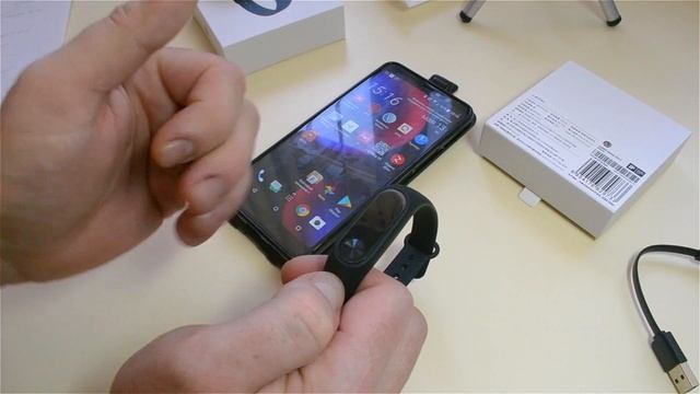 Xiaomi Mi Band 2. Плюсы и минусы смотреть онлайн