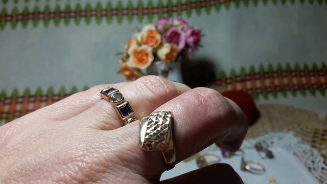 445. Золото советских женщин и постсоветских. Что носили наши мамы? (видео 20.10. 2021) смотреть онлайн