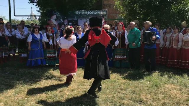 Хор «Родная сторонушка». Ростовская область, парк ст. Старочеркасской смотреть онлайн