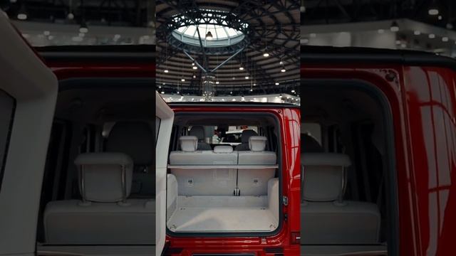 Шедевральный Mercedes-Benz G-Класс смотреть онлайн