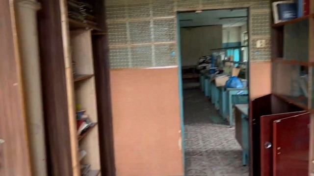 НАШЕЛ ЗАБРОШЕННОЕ ЗДАНИЕ | БУДУ ДЕЛАТЬ БИЗНЕС С НУЛЯ смотреть онлайн