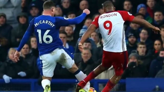 Рондон сломал ногу Маккарти (Матч Эвертон-Вест-Бромвич 20-01-2018) смотреть онлайн