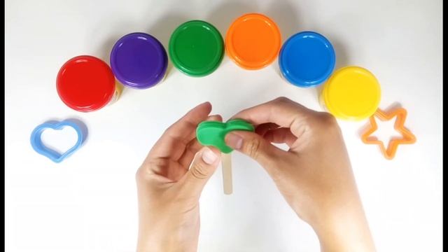 Лепим из пластилина мороженое. Учим Цвета. смотреть онлайн