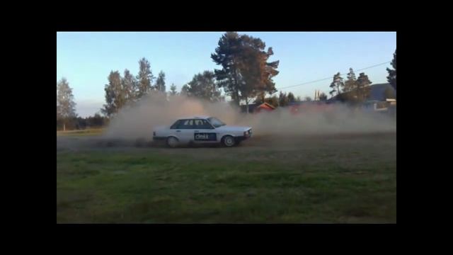Audi 80 Quattro spinning смотреть онлайн