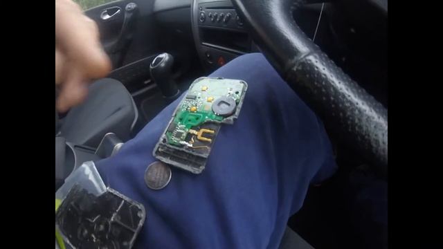 Repair remote control central locking Megane/ Ремонт пульт управления центрального замка Megane смотреть онлайн
