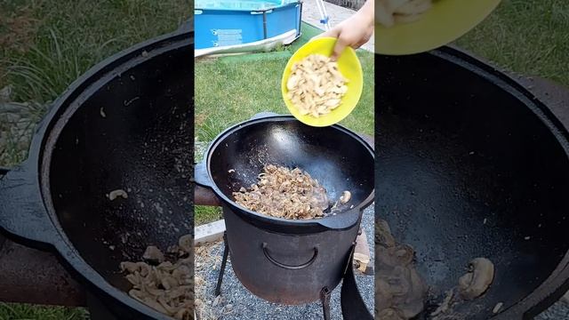 Спагетти в сливочном соусе в узбекском казане смотреть онлайн