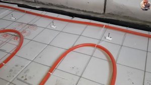 ТЕПЛЫЕ водяные полы Своими руками I Установка маячков I Заливка стяжки