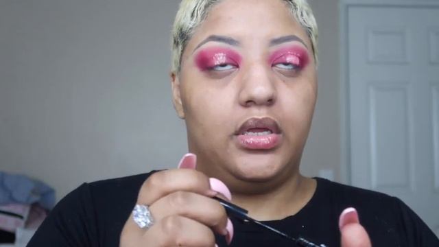MINI VANITY TOUR | FT. HONEYLOVEBEAUTY | PINK MAKEUP TUTORIAL W/GLITTER смотреть онлайн