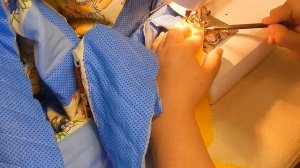 Окантовка лоскутного одеяла вручную. Завершение одеяла.