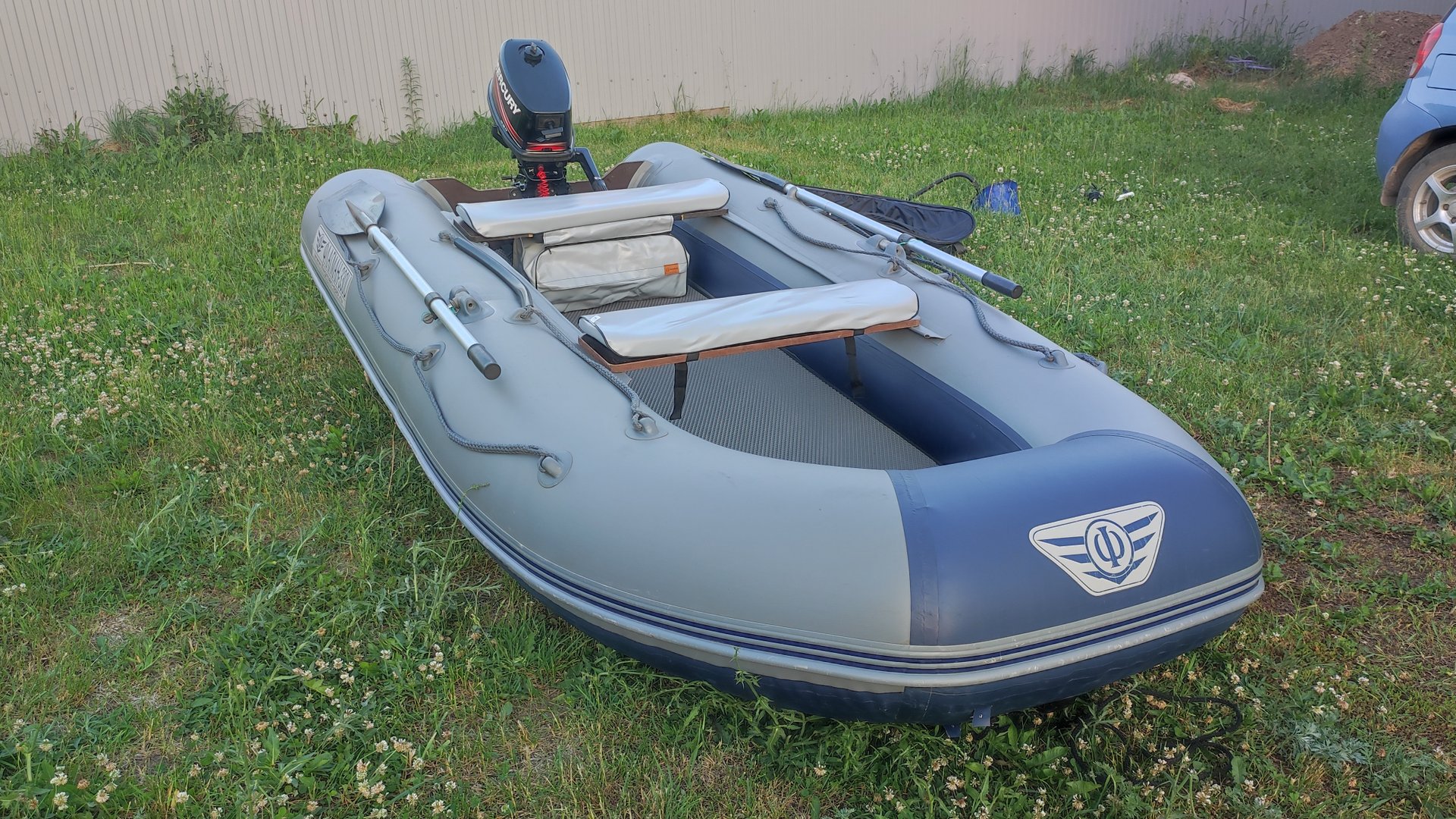 лодка флагман 330