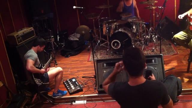 Line 6 pod HD 500 live in mix with band(metal/metalcore) смотреть онлайн