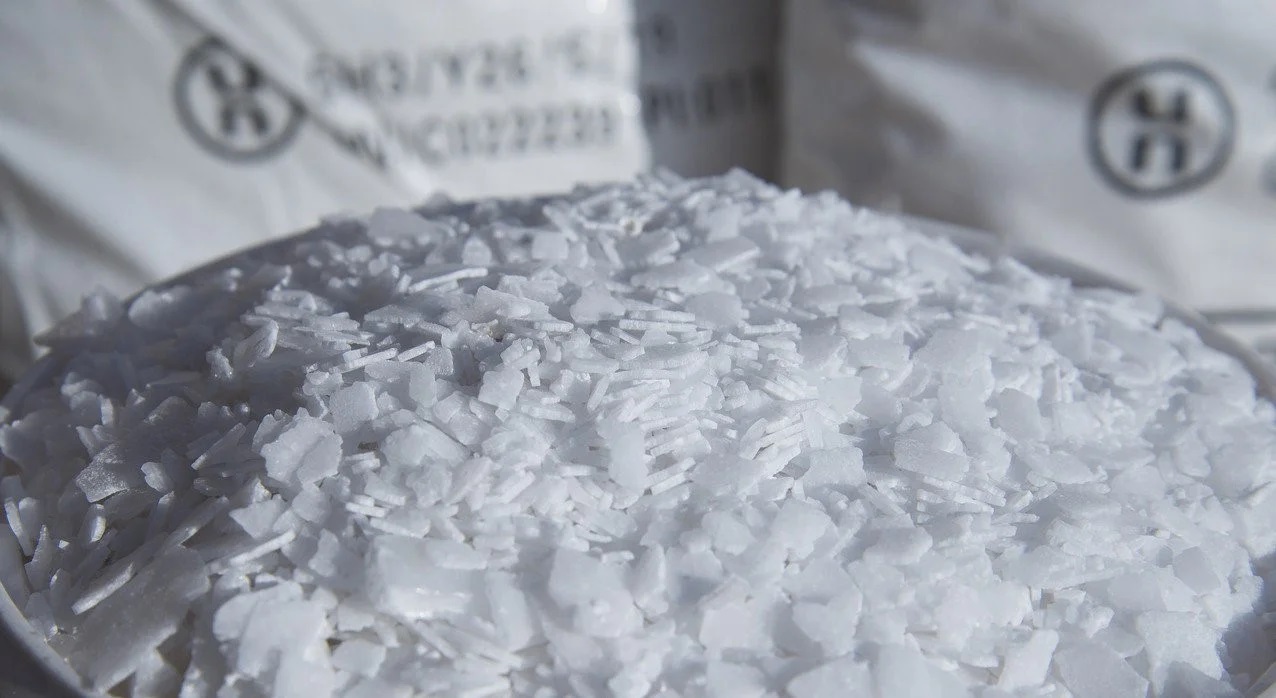 Каустическая сода, или едкий натрий. Как быстро и без разборки прочистить трубы! смотреть онлайн