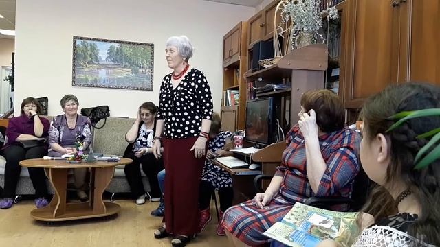 Нина Янчук - стихотворение "Года летят, а мы все те же" смотреть онлайн