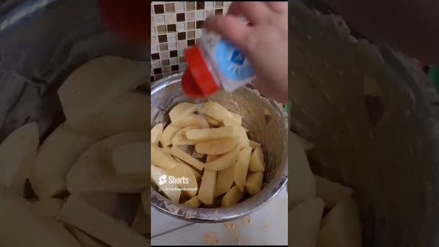 Куриные ножки в духовке с майонезом и картошкой #рецепты #куриныеножкивдуховке