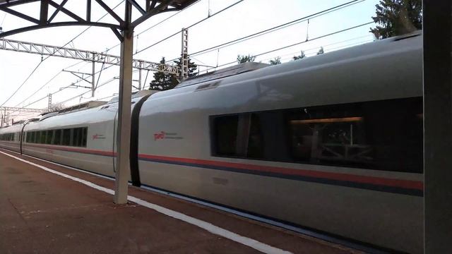Скоростной поезд САПСАН Москва-Питер смотреть онлайн