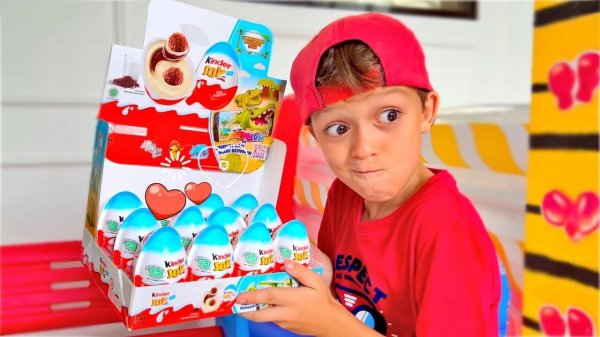 Mark learning and playing sports boxing game and wants to be strong