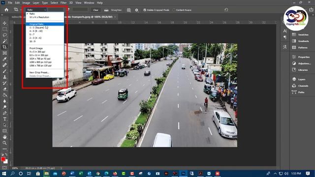 Photoshop Tutorial for beginners | Crop Images in Photoshop 2021 - Crop Tool Tips and Tricks смотреть онлайн