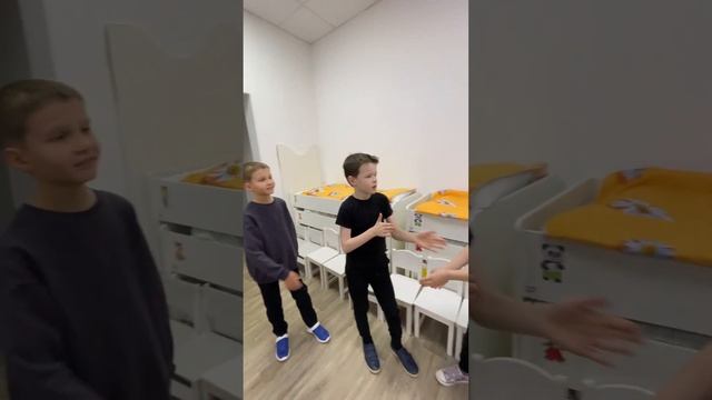 Передаём стихотворение по слову. Кто ошибся - выбывает! смотреть онлайн