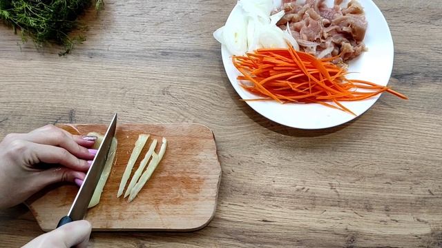 Теплый салат с мясом. Неужели я подам его на новогодний стол 2022 смотреть онлайн