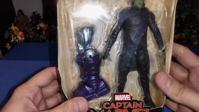 ФИГУРКИ MARVEL LEGENDS - TOY BIZ ПРОТИВ HASBRO