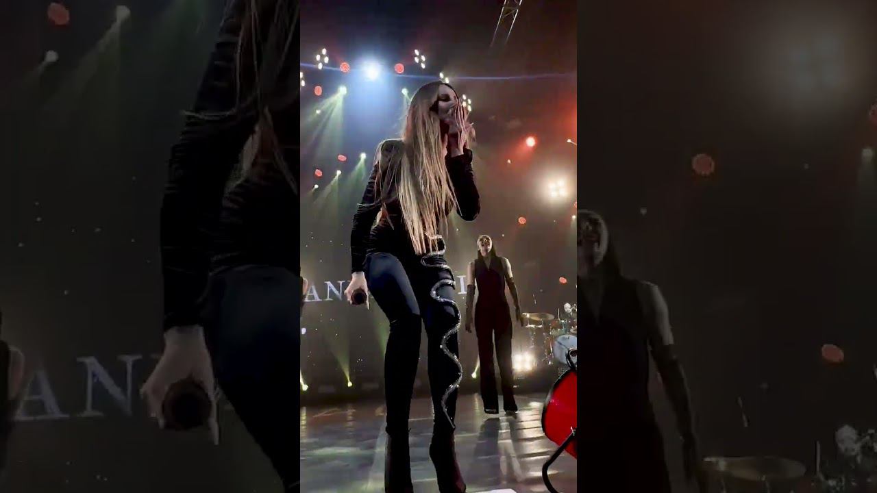 Оглушительный успех Анны Асти в Ульяновске: концерт с 5000 фанатов! смотреть онлайн