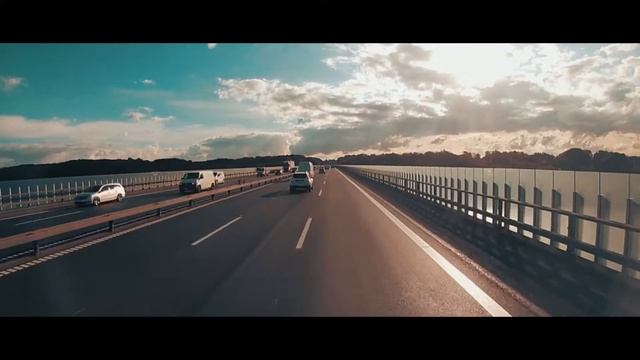 По пути в морской порт Киль / On The Way To The Seaport Of Kiel