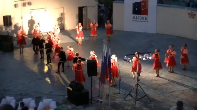 Барыня в исполнении детского коллектива на день города. Орёл. 5 августа 2015 смотреть онлайн