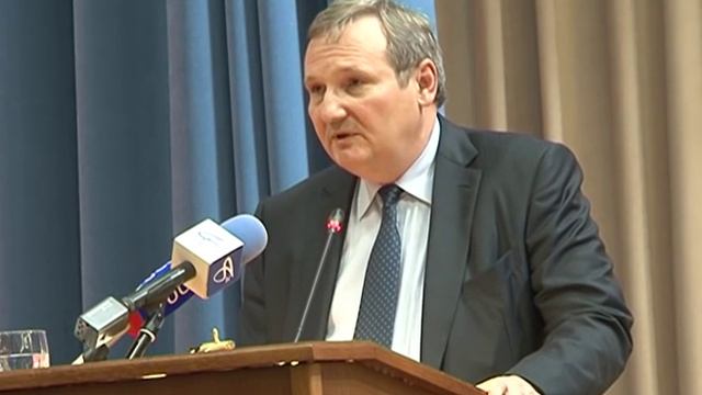 Сергей Боженов покинул пост мэра Белгорода смотреть онлайн