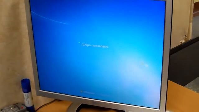 на ноутбук упала гиря 25 кг ( I fell on a laptop weight 25 kg ) смотреть онлайн