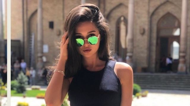 Место под солнцем Вика Громик. Досье участника шоу смотреть онлайн