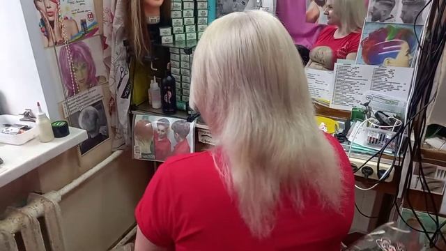 Осветлили корни волос.затонировали Капус студио 911.