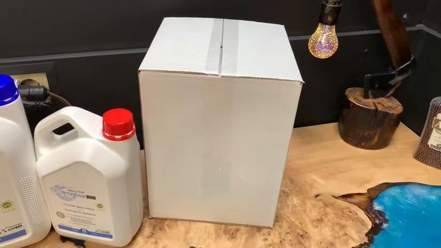 Эпоксидная смола Crystal resin PRO комплект 5 кг 3,85 кг смола; 1,15 кг отвердитель. смотреть онлайн