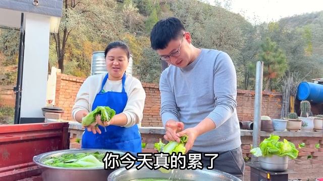 丹丹和老公回娘家，做鸡肉面饸络，鲜香爽滑，一大盆都不够吃【胖手手丹丹】