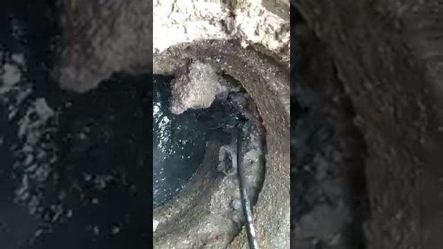 Забита чугунная труба полностью пробиваем Гидродинамикой смотреть онлайн