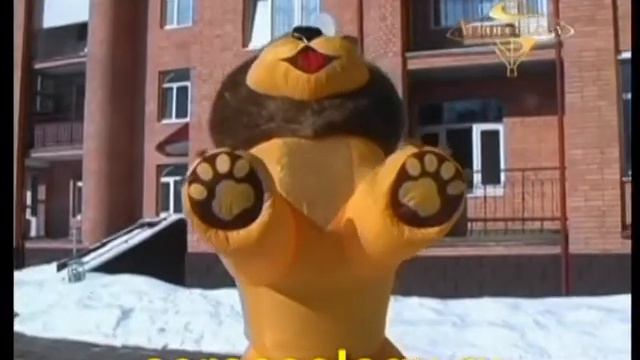 НАДУВНОЙ КОСТЮМ «ЛЕВ» МОЖЕТ ВСТАВАТЬ НА ЗАДНИЕ НОГИ управляется одним оператором смотреть онлайн