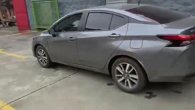 Nissan New Versa 2023 Advance Mecánico смотреть онлайн
