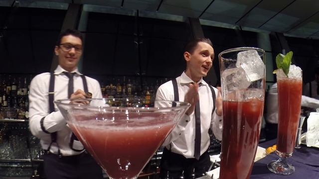 Mr.Tolmach & Ilya Netsvetaev at CITY SPACE bar/Moscow. Archive 2014 year. #Bartenders at work смотреть онлайн