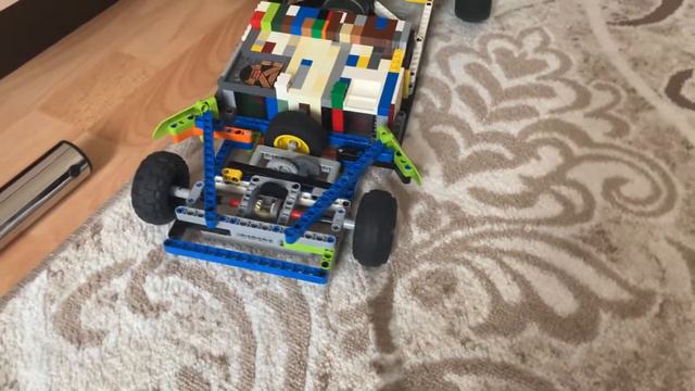 ⚠️Lego car LVE ⚙️ | ⚠️ Лего Машина с вакуумным двигателем ⚙️ смотреть онлайн