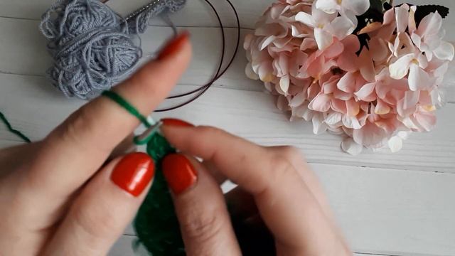 УРОКИ ВЯЗАНИЯ. Прибавки спицами без дырочек / Незаметное прибавление петель. смотреть онлайн