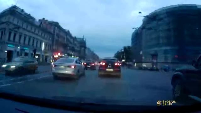 Невский проспект 19.06.2015. Запись видеорегистратора смотреть онлайн