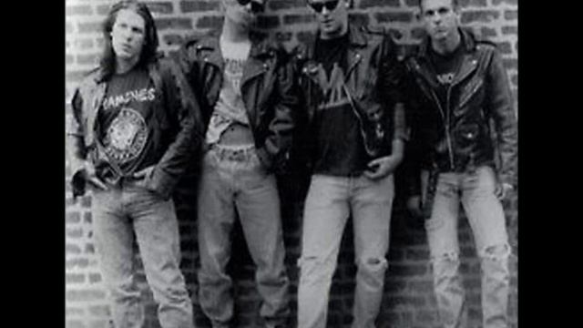 Screeching Weasel- I Wanna be your Boyfriend смотреть онлайн