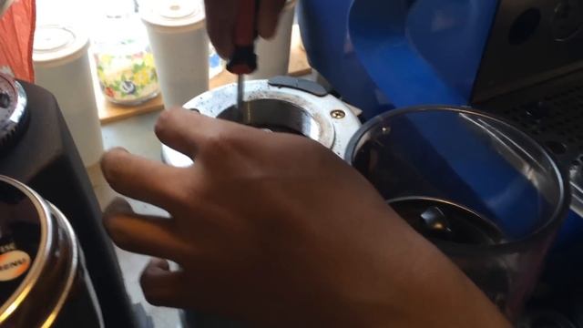 Easy to Cleaning Grinder m5 смотреть онлайн