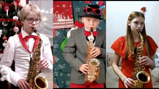 Ансамбль саксофонистов ''AT-Band''. Новогоднее попурри. смотреть онлайн