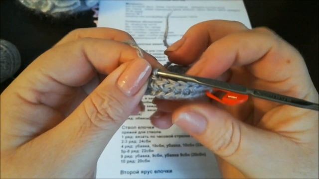 Новый год к нам мчится... Хотите связать ёлочку? Мастер Класс - ёлочка крючком. Часть 1. смотреть онлайн