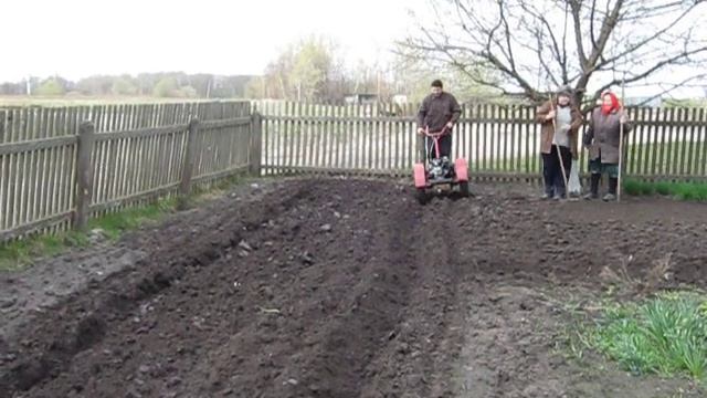 самодельный мотоблок . пахота смотреть онлайн