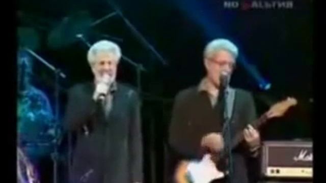 Не ломай черемухи, Поющие гитары смотреть онлайн