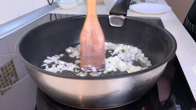 Жюльен с курицей и грибами на новогодний стол 2022?Фаршированные грибы. ?Как приготовить жюльен ? смотреть онлайн