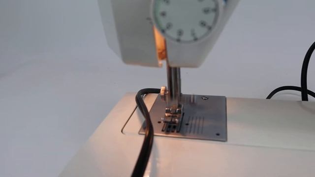 Necchi Heavy Duty Sewing Machine 3101FA смотреть онлайн