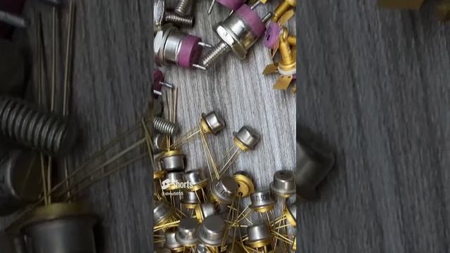 Транзисторы с позолотой