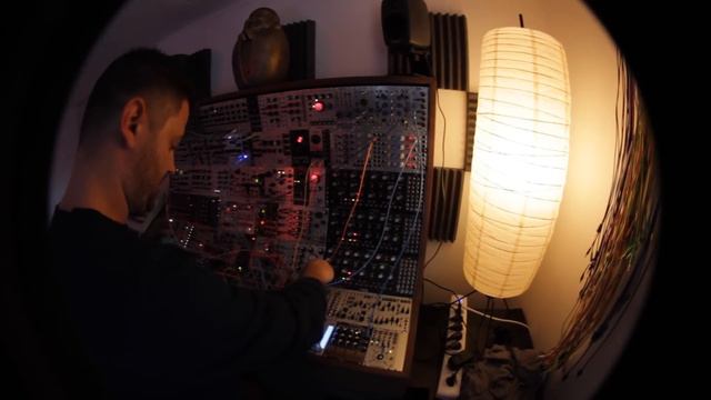 Sébastien Léger - Christmas Modular Live Session смотреть онлайн